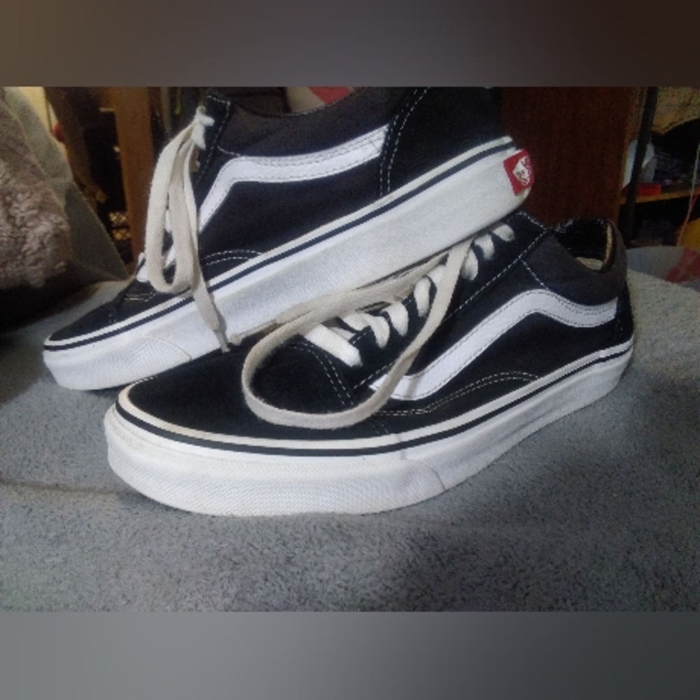 Vans Unisex Off The Wall Shoes